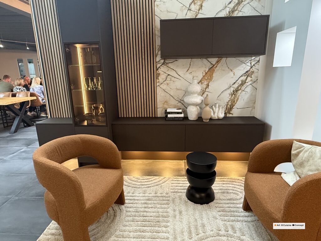 Credence cuisine, et mobilier assorti à la cuisine